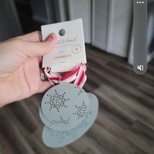 Hearth and hand with magnolia ornaments